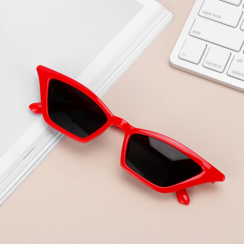 Cat Eye Sun Glasses Small Frame UV400 Sun Shades Fashion Women Vintage Glasses Street Eyewear Luxury Trending Sunglasses