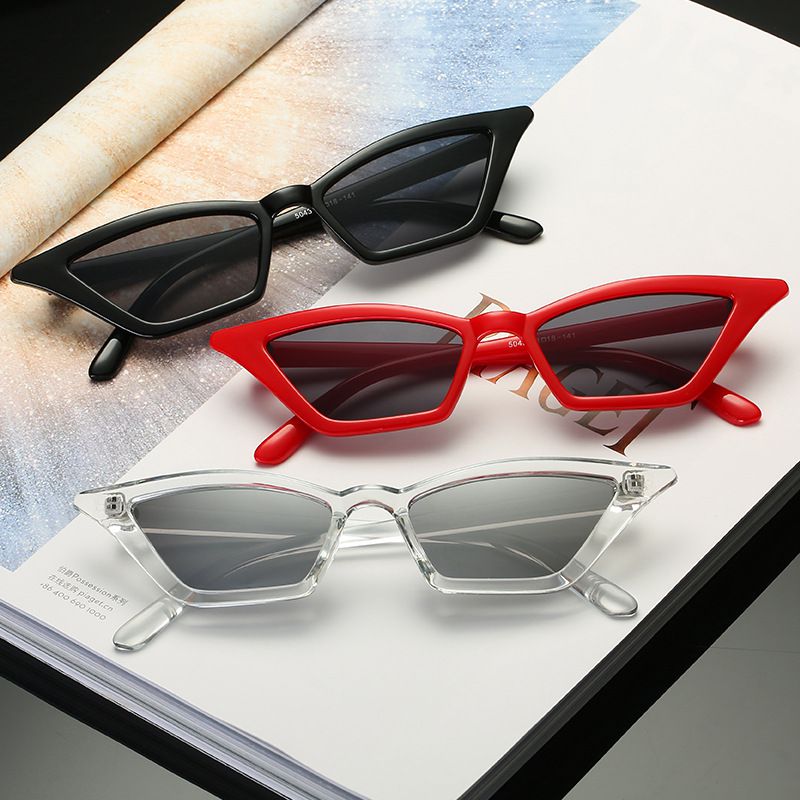 Cat Eye Sun Glasses Small Frame UV400 Sun Shades Fashion Women Vintage Glasses Street Eyewear Luxury Trending Sunglasses