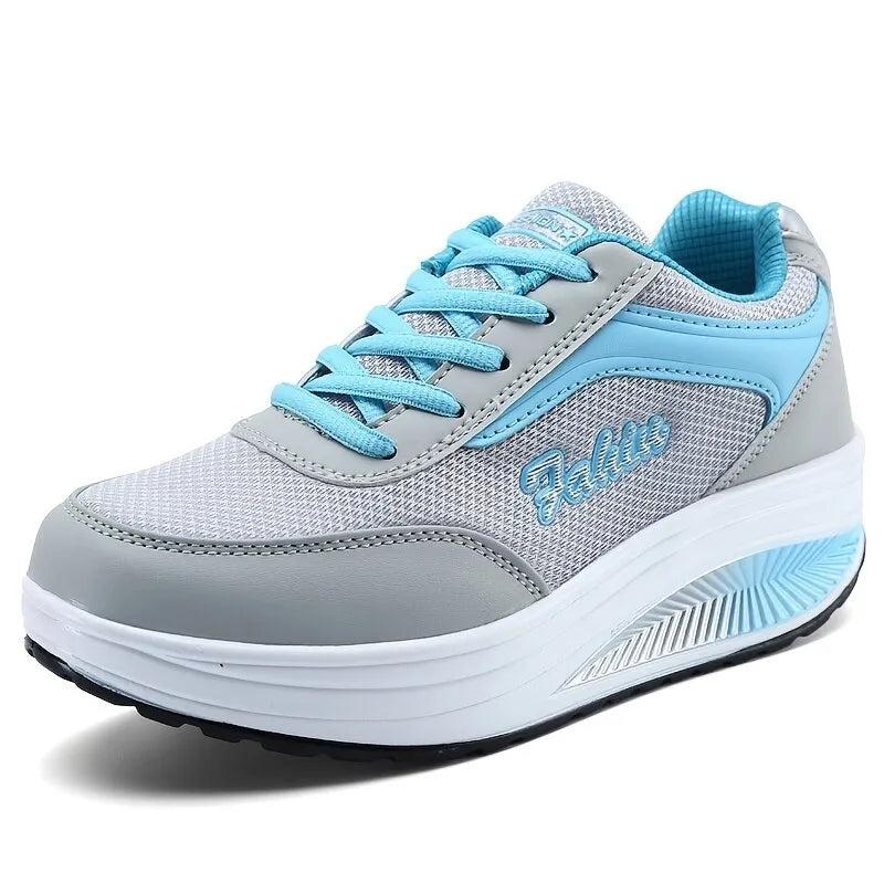 Stylish Women's Sneakers: Fashionable Vulcanized Shoes for Women, High-Quality Flats with Walking Platform