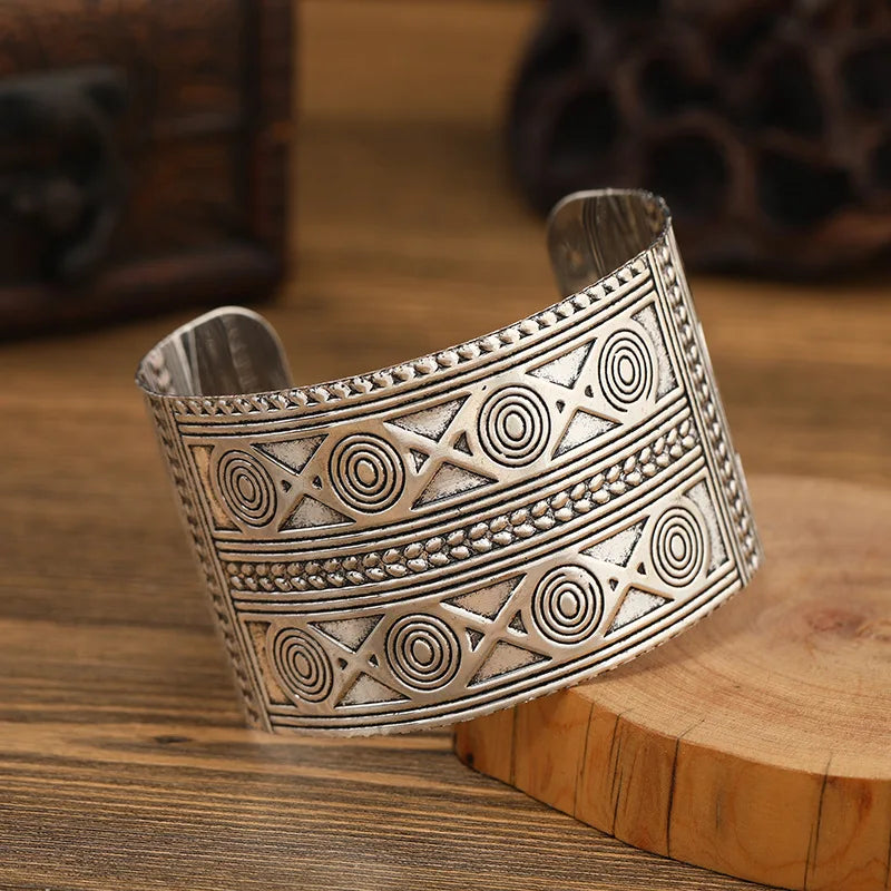 Boho Wide Line Cuff Open Bracelet - New, Punk, Cool Psycho Shiny Ring Bracelet