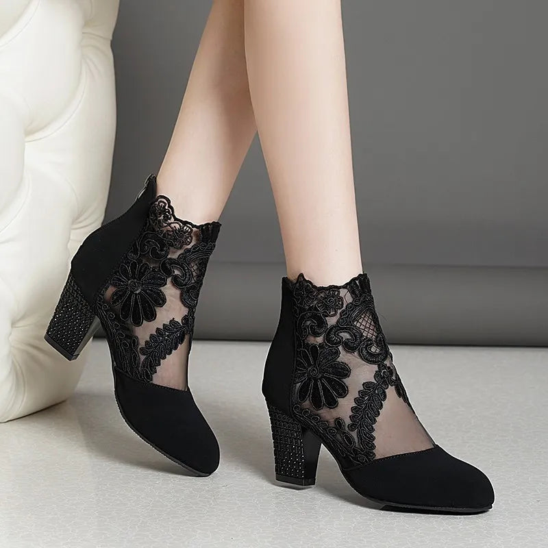 2024 New Fashion Women High Heels Lace Flower Ankle Strap Hollow Out Sandals