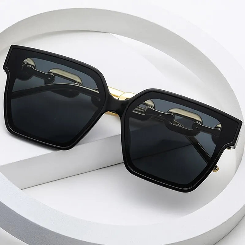 2024 New Women Rectangle Vintage Sunglasses Brand Designer Retro Points Sun Glasses Female Lady Eyeglass Cat Eye Driver Goggles