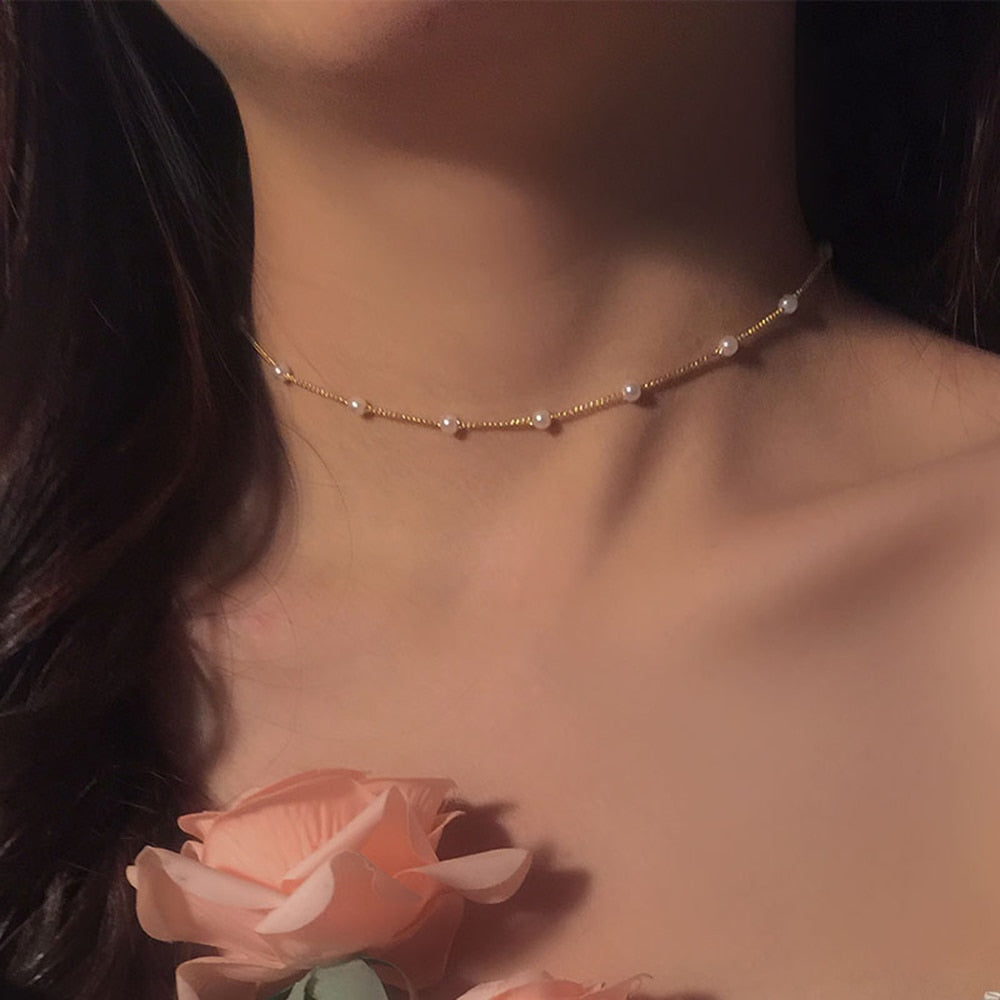 Trendy 2023 Multi chain Pendant Gold Pearl Necklaces