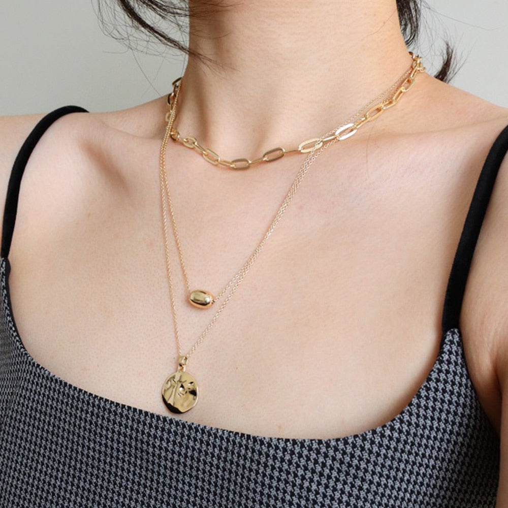 Trendy 2023 Multi chain Pendant Gold Pearl Necklaces