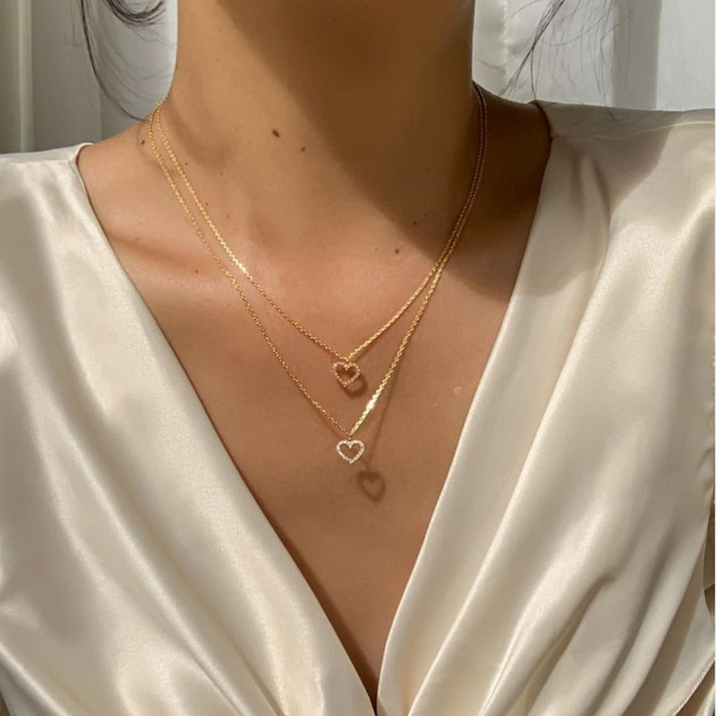 Trendy 2023 Multi chain Pendant Gold Pearl Necklaces