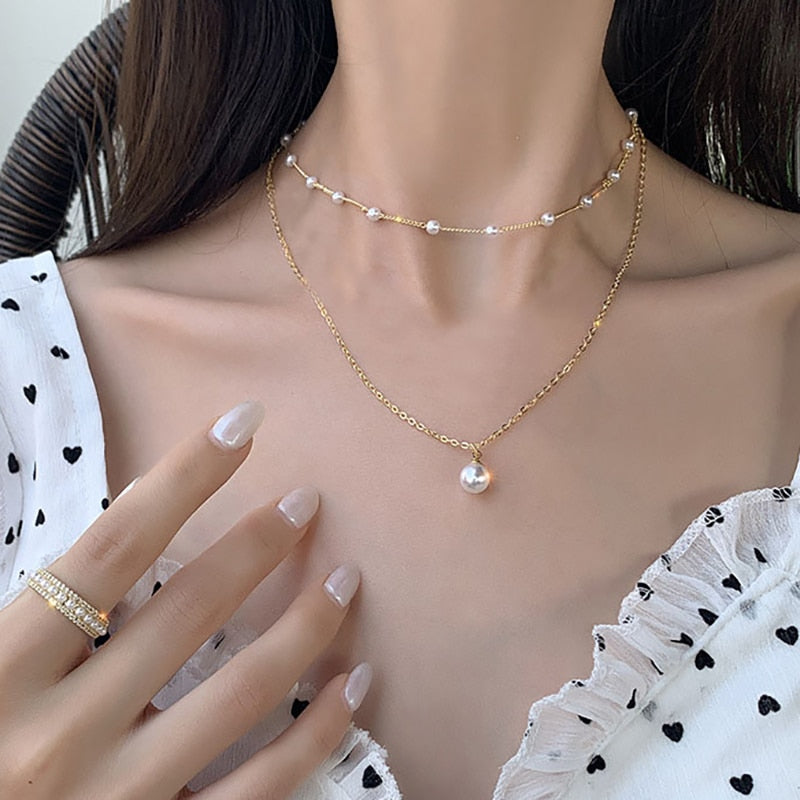 Trendy 2023 Multi chain Pendant Gold Pearl Necklaces
