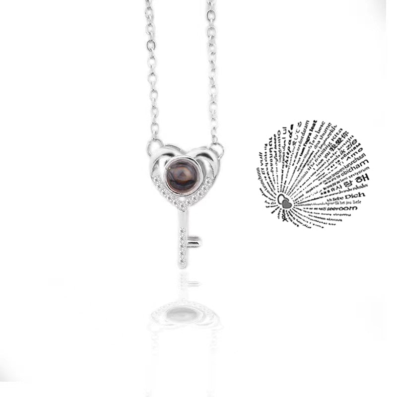 Trendy Projection 100 Languages I Love You Pendant Necklaces For Lover Girlfriend 2023
