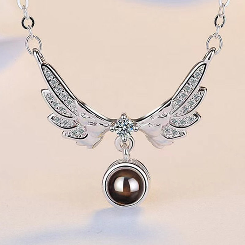 Trendy Projection 100 Languages I Love You Pendant Necklaces For Lover Girlfriend 2023