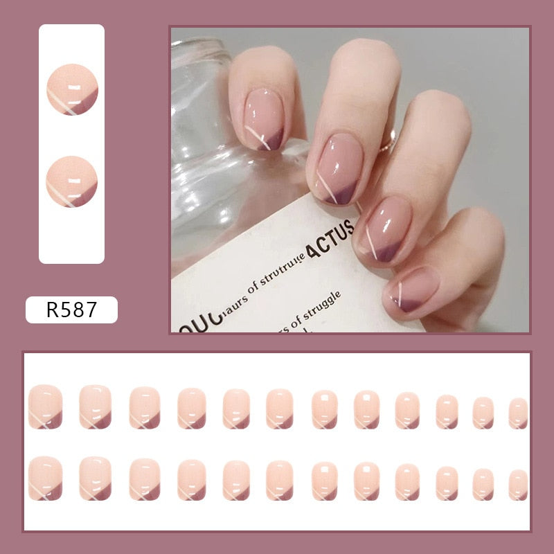 Short False Press on Nail Tip with Glue Designs Detachable Reusable Fake Nails 24Pcs/Set with Nail Art DIY Tips