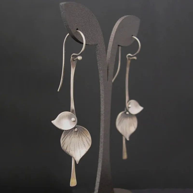 Exquisite Blooming Flower Hook Earrings Simple Accessories Gold Silver Color Plant Drop Dangle Earrings Jewelry