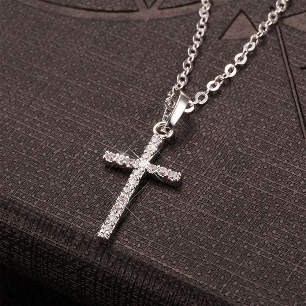 Best New Fast and Furious 7 Moive Cross Tourette Necklace Dominic Toretto Crystal Jesus Cross Pendant Necklace For Men Gifts Jewelry