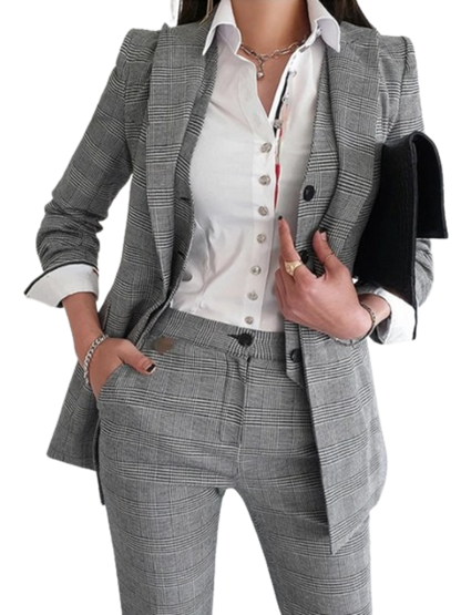 Vintage Korean Style Office Fashion with a 3-Piece Women's Blazer Suit for Chic Business Elegance